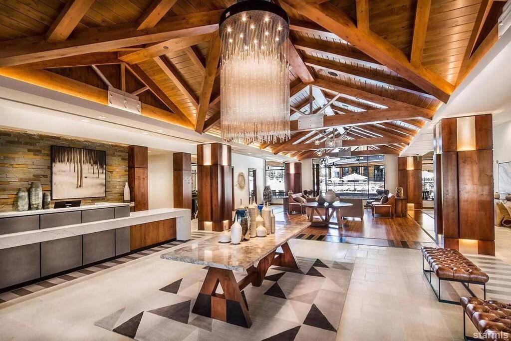 Ski In/Out - Zalanta - Great Location- 2 Hot Tubs - Heated Pool South Lake Tahoe Bagian luar foto