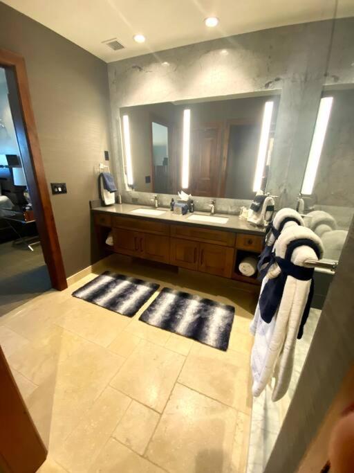 Ski In/Out - Zalanta - Great Location- 2 Hot Tubs - Heated Pool South Lake Tahoe Bagian luar foto