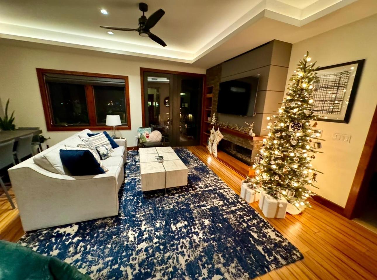 Ski In/Out - Zalanta - Great Location- 2 Hot Tubs - Heated Pool South Lake Tahoe Bagian luar foto